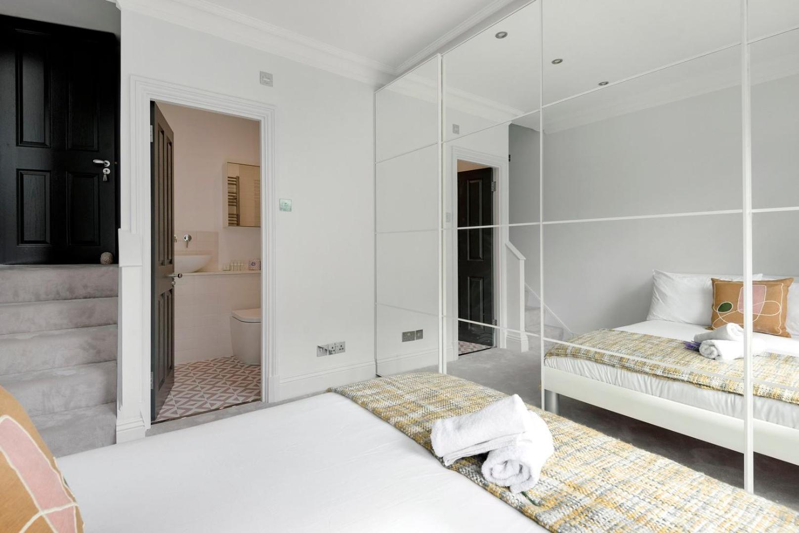 Modern And Bright Highgate Gem Apartment London Bagian luar foto